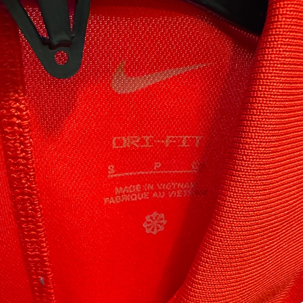 Nike Youth Vibrant Red Polo Shirt - Picture 2 of 3